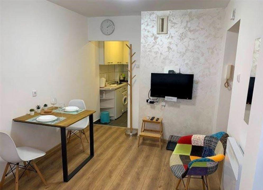 Cozy & Fully Equipped Studio In The Heart Of Downtown And Next To Kalemegdan Belgrado Exterior foto